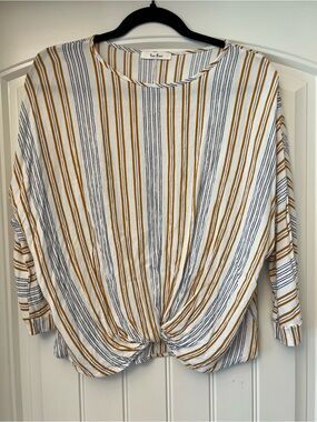Textured Stripe Twist-Front Women's Top in White and Mustard